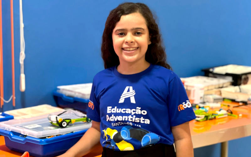 Estudante de robótica